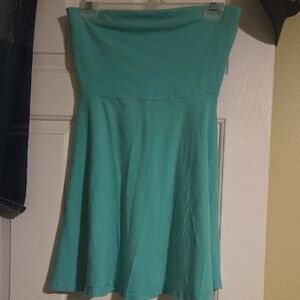 Elegant Strapless Teal Dress